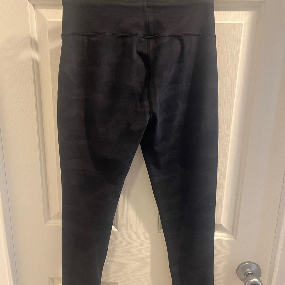 Vuori Daily Leggings Black Camouflage Leggings no pockets
